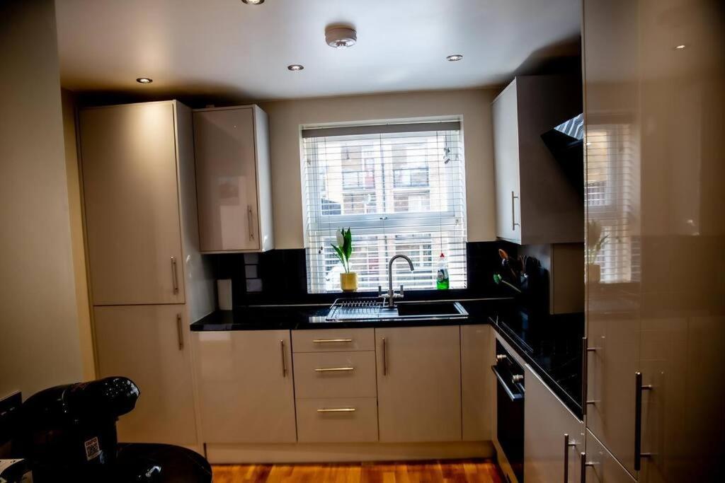Airy, 3 Bedrooms, Ensuite , Central London Flat Экстерьер фото